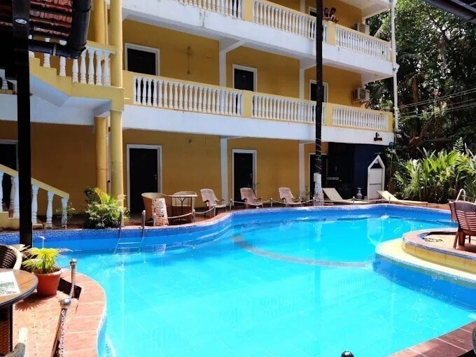 Отель Castel House Calangute 3*